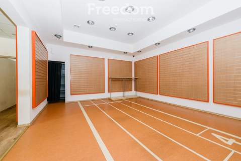 Lokal w galerii handlowej na sprzedaż