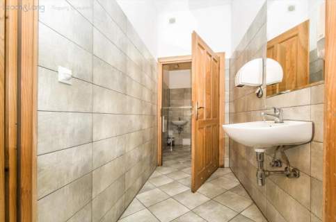 Nieruchomość komercyjna do wynajęcia, 941,31 m2, Kraków