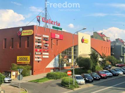 Lokal w galerii handlowej na sprzedaż