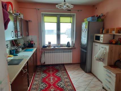 Atrakcyjny dom na weekend lub całorocznie.