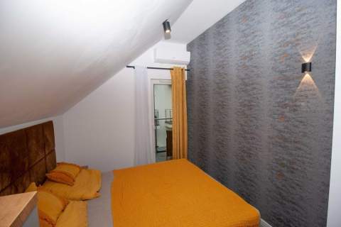 Apartament, pow. 62m2, 3 pokoje, ogródek, parking.