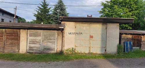 Kamienica w centrum z dużą działką