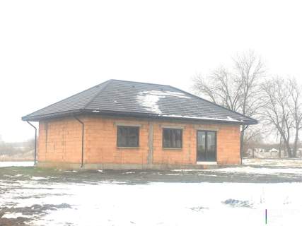 Dom 96m2 surowy zamknięty Kończewice działka1237m2