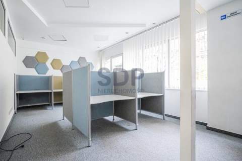 Wyposażone biuro w centrum wysoki standard