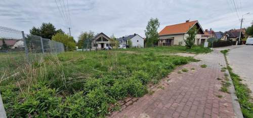Piękna działka pod zabudowę jednorodzinną 800m2