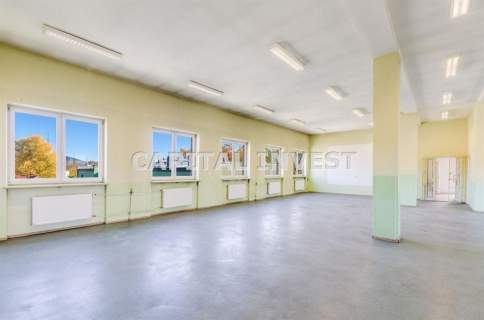 Nieruchomość komercyjna do wynajęcia, 550 m2, Sucha Beskidzka