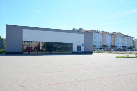 Nieruchomość komercyjna do wynajęcia, 715 m2, Tomaszów Mazowiecki