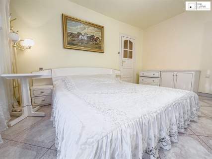 DOM, SALA BANKIETOWA, STAJNIA, 9HA DZIAŁKI 