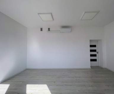 Lokal biurowy 24 m2 z klimatyzacją Warszawska