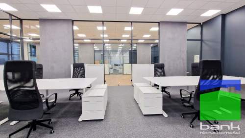 Pabianice - lokal biurowy 180 m2 - 90 m2 Ip.