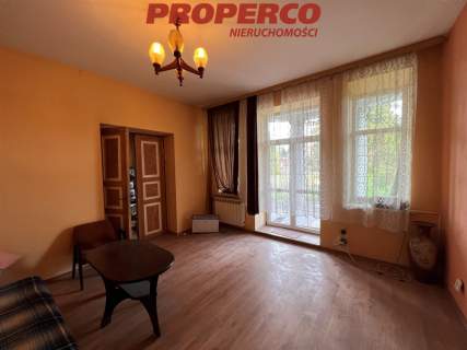 Dom, 7 pok. 170,20 m2, Jędrzejów