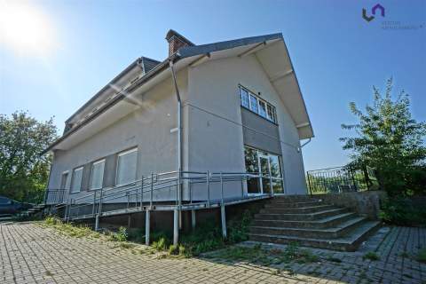 Biuro do wynajęcia, 185 m2, Bytom