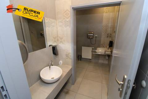 lokal pod usługi z toaletą - Wieliczka
