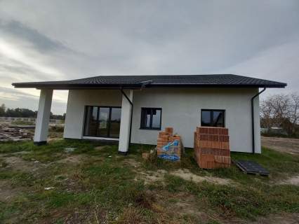 Domek jednorodzinny na obrzeżach Staszowa