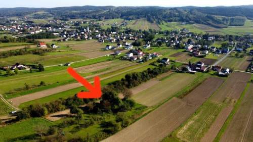 Działka budowlana położona w miejscowości Bieździedza, gm. Koła