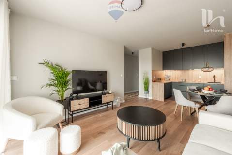 Komfortowy apartament z tarasem w Marina Rogowo