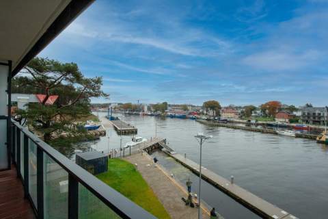 Mrzeżyno apartament nad morzem z keją dla łodzi