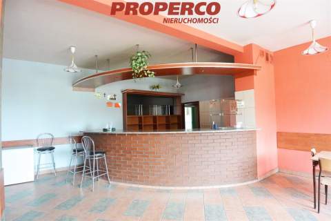 Obiekt hotelowo-bankietowy 760,80 m2, Snochowice