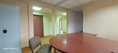 SPRZEDANY - Budynek biurowy w dobrym stanie, pusty,
