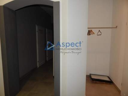 Wynajem. atrakyjny lokal w Centrum