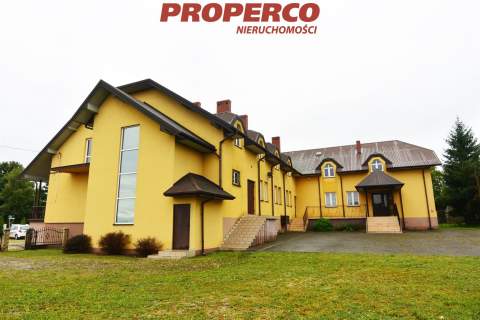 Obiekt hotelowo-bankietowy 760,80 m2, Snochowice