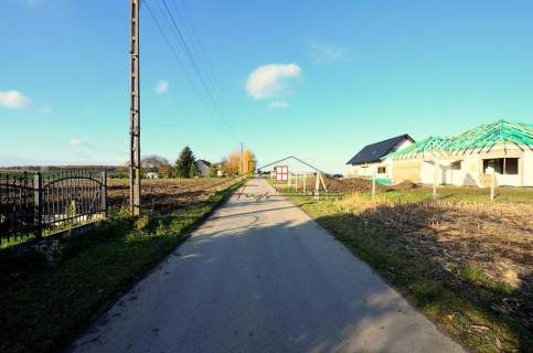 Sprzedam ładną działkę budowlaną/Studzian