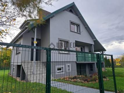 Dom w Miłoszycach z bud. gosp. 192m2 30 m2