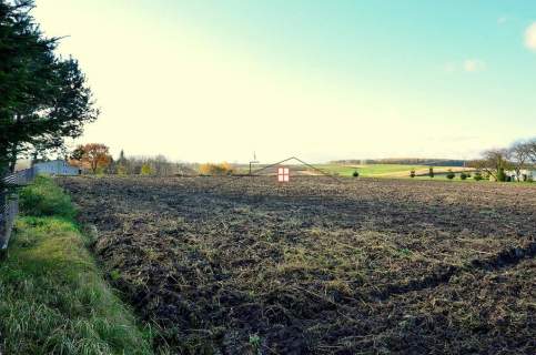 Sprzedam ładną działkę budowlaną/Studzian