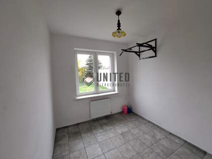 Dom w Miłoszycach z bud. gosp. 192m2 30 m2