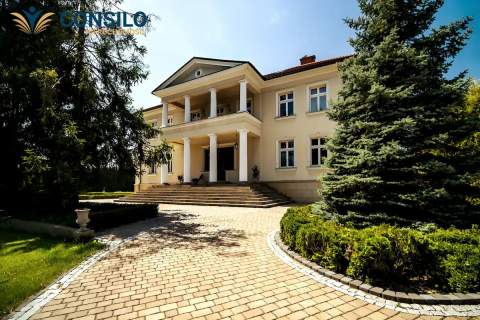 Dom na sprzedaż, 817,24 m2, Tenczynek