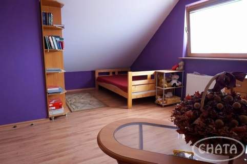 Przestronny dom na zadbanej, dużej działce