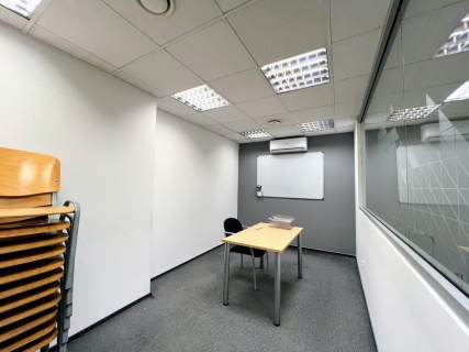 Lokal biurowo-usługowy w centrum 175 m2
