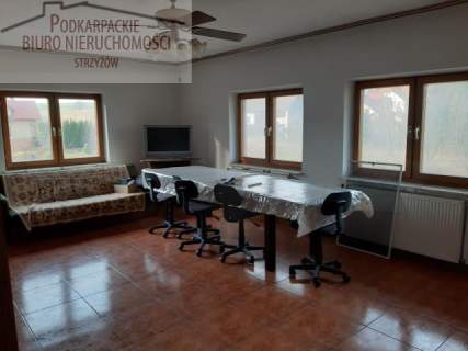 Nieruchomość komercyjna na sprzedaż, 650 m2, Godowa