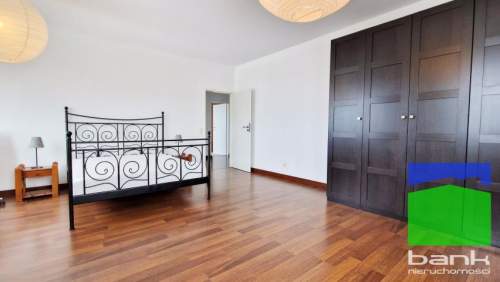 Centrum - apartament 136 m2 z garażem ul. Nowa