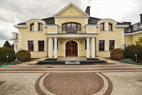 Dom na sprzedaż, 750,8 m2, Kożuchów