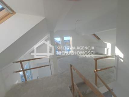 Lokal na wynajem 72,64m I piętro, Mechelinki