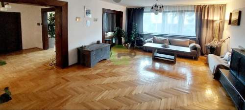 Do sprzedania komfortowy dom w Kiedrzynie