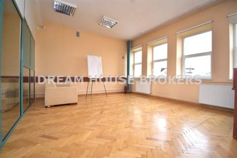 Lokale na wynajem Miejsce Piastowe 170 m/2