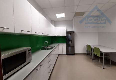 BIURO PRZY PUŁAWSKIEJ 300 m2, UMEBOLWANE BIURO