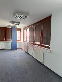 Nieruchomość komercyjna do wynajęcia, 500 m2, Warszawa