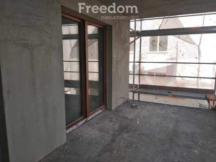 Dwupokojowy penthouse z balkonem