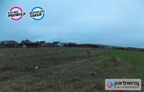 Działka pod lasem 15km od Gdańska.