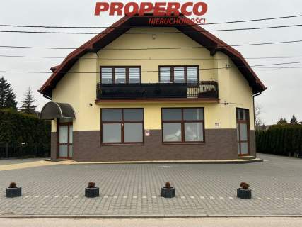 Budynek mieszkalno-handlowy, 402,94 m2, Piekoszów