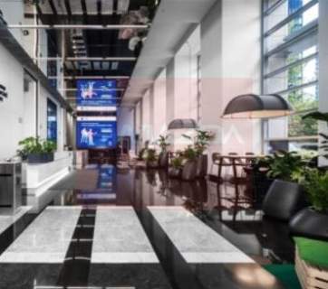 Nieruchomość komercyjna do wynajęcia, 1300 m2, Warszawa
