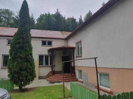 Klonowa, mieszkalno- usługowy, dla dwóch rodzin