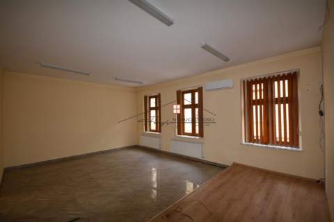 Do wynajęcia lokal usługowy o pow. ok. 230 m2