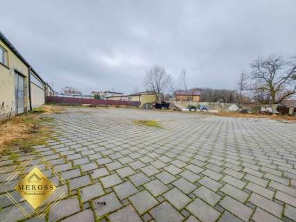 Konopiska / dwie hale / wysokość ok. 4 m