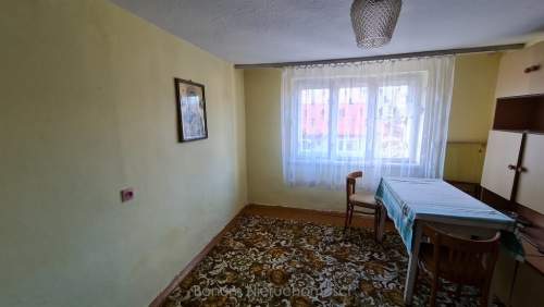 Na sprzedaż dom z 30 arowym ogrodem