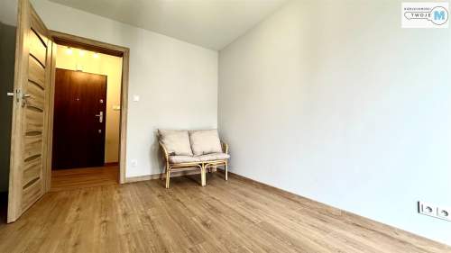 3 Pokoje w apartamentowcu z dużym tarasem.