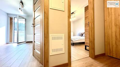 3 Pokoje w apartamentowcu z dużym tarasem.